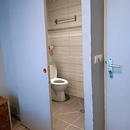 Hotel Azur Paris